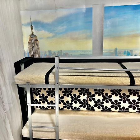 Triana In Hotel 24H Севилья Экстерьер фото